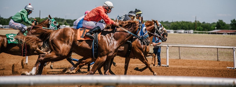 Horse racing betting in Canada